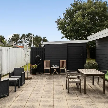 3 Bedroom Lovely In * Оттеруп