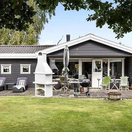 3 Bedroom Lovely In *