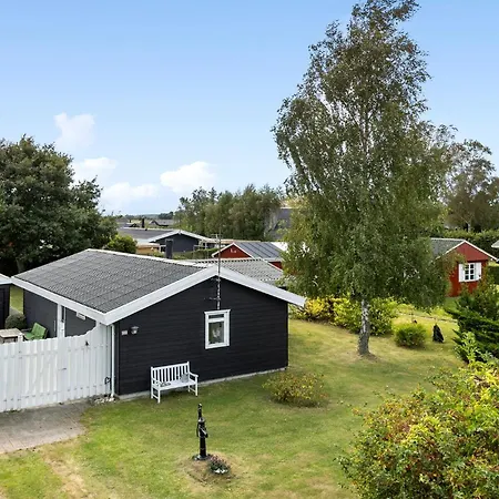 3 Bedroom Lovely In * Оттеруп