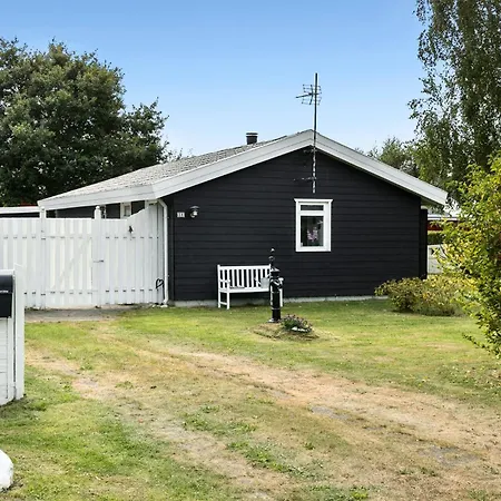 Дом отдыха 3 Bedroom Lovely In Оттеруп